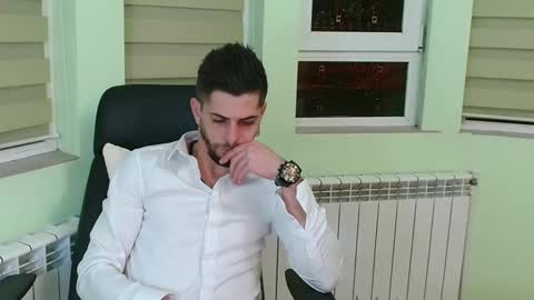 independent model online show from 9, 12, 2024