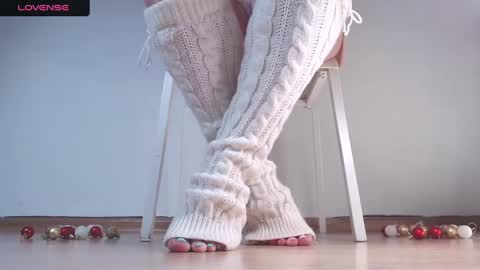 Snapshot of foot_goddes_ chatting on 25, 12, 2024 Sandy online show from 25, 12, 2024
