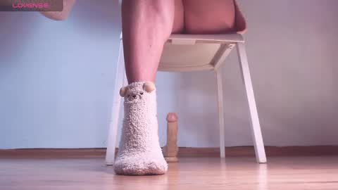 Snapshot of foot_goddes_ chatting on 4, 3, 2025 Sandy online show from 4, 3, 2025