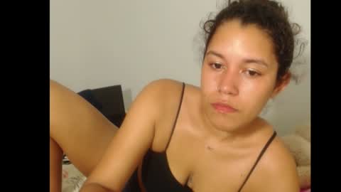 emely and felix online show from 1, 1, 2025