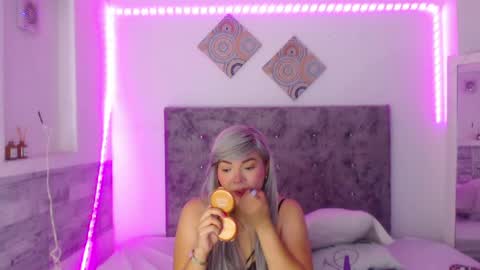 Snapshot of forbiddencougar chatting on 29, 5, 2026 Sally Harper online show from 29, 5, 2026