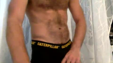 forestdweller22 online show from 2, 12, 2025