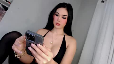 KHATRINA STACIE MARIE online show from 2, 10, 2025