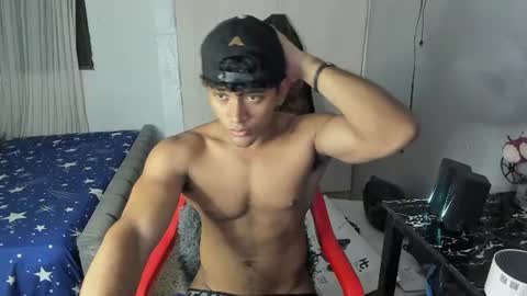 Snapshot of fox_evans chatting on 17, 7, 2026 Fox online show from 17, 7, 2026
