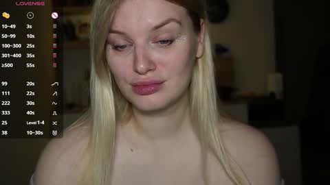 Snapshot of foxfrromearth chatting on 14, 1, 2025 i am your baby Alien online show from 14, 1, 2025