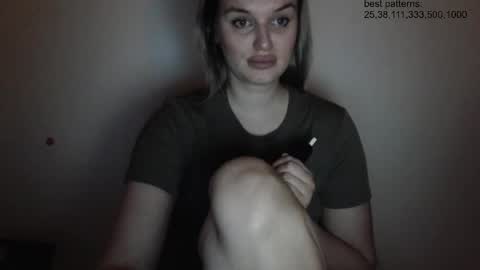 Snapshot of foxfrromearth chatting on 6, 2, 2025 i am your baby Alien online show from 6, 2, 2025