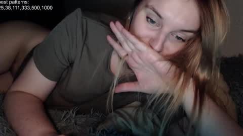 Snapshot of foxfrromearth chatting on 21, 2, 2025 i am your baby Alien online show from 21, 2, 2025