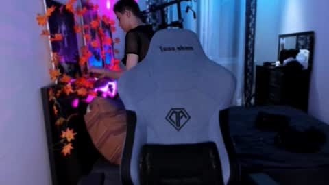 Snapshot of foxicfu chatting on 6, 10, 2025 Foxicfu online show from 6, 10, 2025