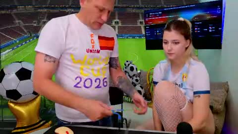 We are a couple Leo and Sofiayou are always welcome here online show from 27, 6, 2026