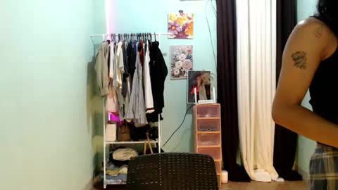 Snapshot of foxxygirly_ chatting on 8, 7, 2026 Eva Violet online show from 8, 7, 2026