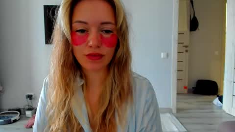 Foxy online show from 18, 5, 2026