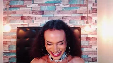 Snapshot of foxy_ella chatting on 18, 12, 2025 Ella online show from 18, 12, 2025