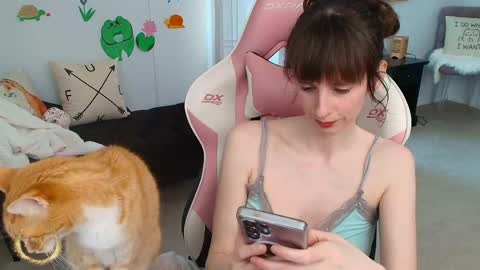 Snapshot of foxy_gamer chatting on 30, 5, 2026 Lex Vive foxygamer cb online show from 30, 5, 2026