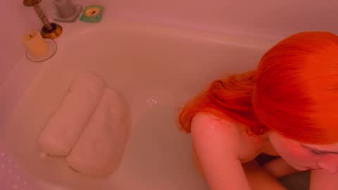 Snapshot of foxy_jpg chatting on 2, 12, 2025 Sue online show from 2, 12, 2025