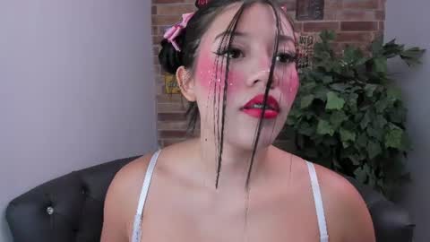 Snapshot of foxy_loren chatting on 2, 7, 2026 Loren online show from 2, 7, 2026