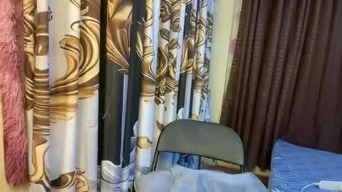 foxy_shantal online show from 19, 11, 2025