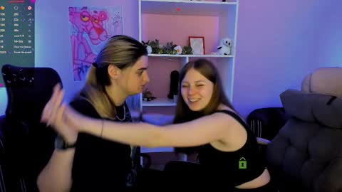 Snapshot of foxy_tease_ chatting on 14, 9, 2025 foxy_tease_ online show from 14, 9, 2025