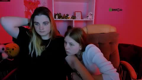 Snapshot of foxy_tease_ chatting on 17, 9, 2025 foxy_tease_ online show from 17, 9, 2025