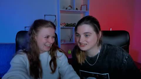 Snapshot of foxy_tease_ chatting on 9, 10, 2025 foxy_tease_ online show from 9, 10, 2025