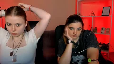 Snapshot of foxy_tease_ chatting on 18, 10, 2025 foxy_tease_ online show from 18, 10, 2025