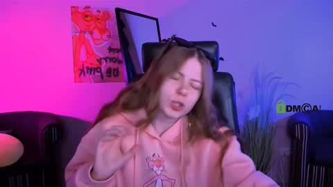 Snapshot of foxy_tease_ chatting on 5, 11, 2025 foxy_tease_ online show from 5, 11, 2025