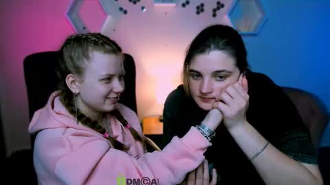 Snapshot of foxy_tease_ chatting on 22, 11, 2025 foxy_tease_ online show from 22, 11, 2025