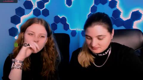 Snapshot of foxy_tease_ chatting on 27, 11, 2025 foxy_tease_ online show from 27, 11, 2025