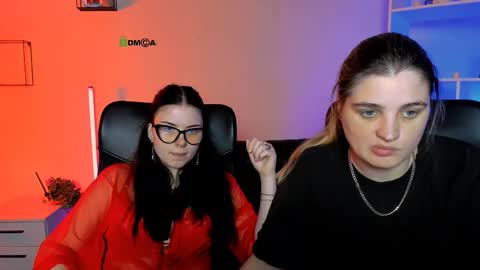 Snapshot of foxy_tease_ chatting on 14, 12, 2025 foxy_tease_ online show from 14, 12, 2025