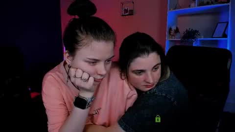 Snapshot of foxy_tease_ chatting on 10, 1, 2026 foxy_tease_ online show from 10, 1, 2026