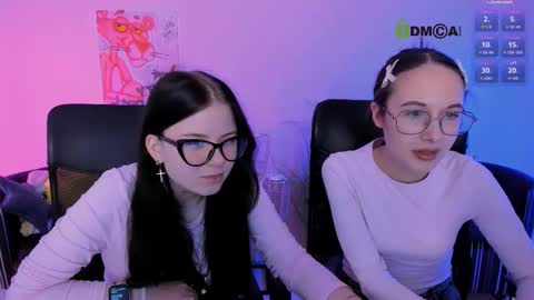 Snapshot of foxy_tease_ chatting on 12, 1, 2026 foxy_tease_ online show from 12, 1, 2026