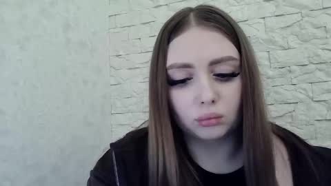 Snapshot of foxyflaree chatting on 1, 3, 2026 Alice online show from 1, 3, 2026