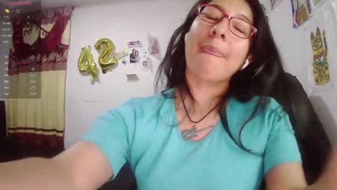 Snapshot of foxymalish chatting on 11, 5, 2026 Malishka online show from 11, 5, 2026