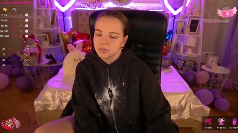 Snapshot of foxyshyyy chatting on 7, 2, 2025 Inna online show from 7, 2, 2025