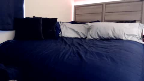 Snapshot of fragilemasochist chatting on 2, 12, 2024 Angel online show from 2, 12, 2024