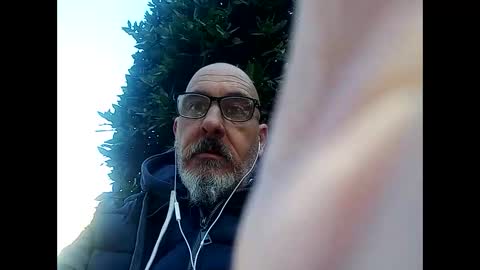 Snapshot of frajimhorm chatting on 1, 12, 2025 frajimhorm online show from 1, 12, 2025