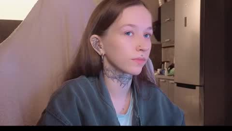 Snapshot of fran_bow chatting on 21, 2, 2026 fran_bow online show from 21, 2, 2026