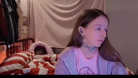 fran_bow online show from 29, 4, 2026