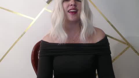 Snapshot of francescaasmith chatting on 8, 3, 2025 Francesca online show from 8, 3, 2025