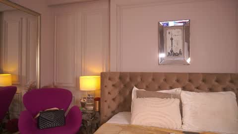 Snapshot of francescadante chatting on 19, 6, 2026 francescadante online show from 19, 6, 2026
