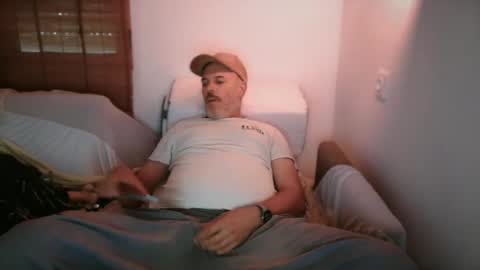 Snapshot of francescoes chatting on 21, 10, 2025 francescoes online show from 21, 10, 2025