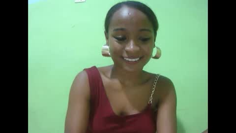 Snapshot of francine925426 chatting on 1, 2, 2026 francine925426 online show from 1, 2, 2026