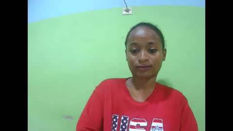 Snapshot of francine925426 chatting on 3, 2, 2026 francine925426 online show from 3, 2, 2026