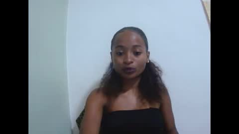 Snapshot of francine925426 chatting on 1, 6, 2026 francine925426 online show from 1, 6, 2026