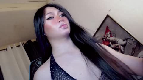 Snapshot of francine_moore chatting on 6, 12, 2024 Francine online show from 6, 12, 2024