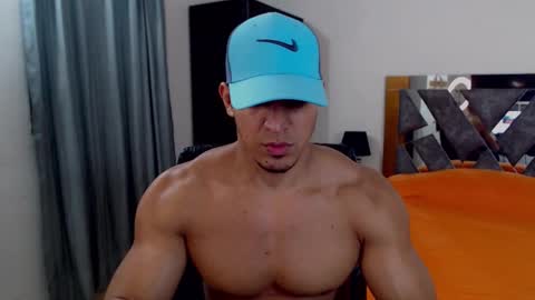 Snapshot of frank_heaven_shore chatting on 2, 3, 2026 Frank online show from 2, 3, 2026