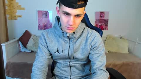 Frank online show from 7, 2, 2025