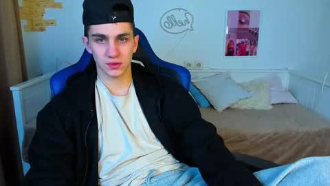 Frank online show from 15, 2, 2025