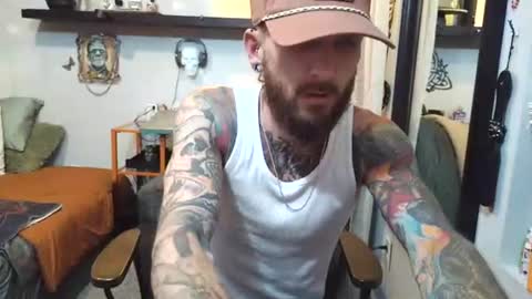 Snapshot of frankiedray chatting on 17, 6, 2026 Frankie DRay LikeFollowShareBuild online show from 17, 6, 2026