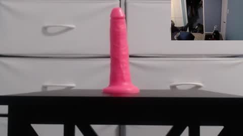 Vesper Marlow online show from 4, 12, 2025