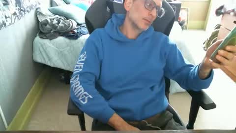 Snapshot of franklindatanklin chatting on 5, 2, 2026 franklindatanklin online show from 5, 2, 2026